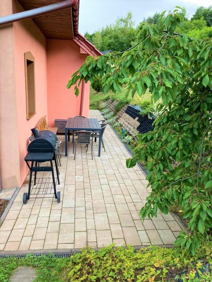 Dom Na Wzgorzu Z Pieknymi Widokami. Miejsce Tropie Villa Buitenkant foto